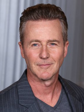 Edward Norton, 1 Kasım 2025 'te Los Angeles County Museum Row, Miracle Mile, Los Angeles, Kaliforniya, ABD' de bulunan Gucci tarafından sunulan 14. Geleneksel LACMA Sanat ve Film Galası 2025 'e geldi.
