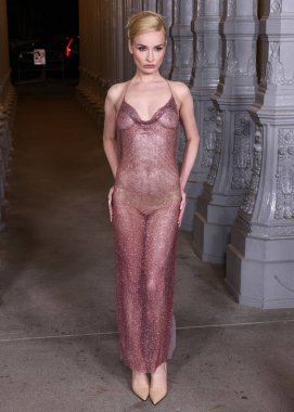 Kim Petras, 1 Kasım 2025 'te Los Angeles County Museum Row, Miracle Mile, Los Angeles, California, ABD' de düzenlenen Gucci tarafından sunulan 14. Geleneksel LACMA (Los Angeles İlçe Sanat Müzesi) Sanat + Film Galası 2025 'e geldi.