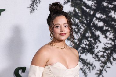 Kanadalı aktris ve şarkıcı Sarah Jeffery, Netflix 'in 3 Kasım 2025' te Hollywood 'daki Hollywood Mısır Tiyatrosu' nda düzenlenen 'Train Dreams' in Los Angeles prömiyerine geldi.. 
