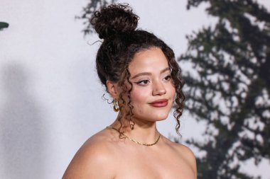 Kanadalı aktris ve şarkıcı Sarah Jeffery, Netflix 'in 3 Kasım 2025' te Hollywood 'daki Hollywood Mısır Tiyatrosu' nda düzenlenen 'Train Dreams' in Los Angeles prömiyerine geldi.. 