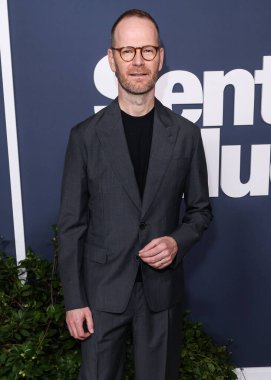 Danimarkalı-Norveçli film yapımcısı Joachim Trier, 5 Kasım 2025 'te Amerika Yönetmenler Birliği' ndeki DGA Tiyatrosu Kompleksi 'nin Los Angeles Premiere of Neon' un 