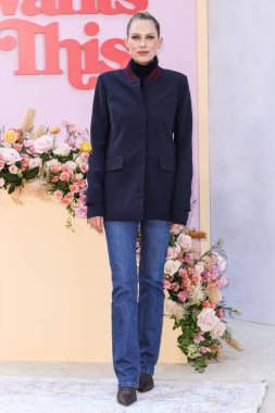 Amerikalı yazar, aktris, yapımcı ve sosyalist Erin Foster Netflix FYSEE: The Fall Edit - 'Nobody Want This' Sezon 2 FYC (Sizin Düşünceleriniz İçin) 7 Kasım 2025 'de Hollywood, Los Angeles' taki Netflix Tudum Tiyatrosu 'nda düzenlenen etkinliğe katıldı.