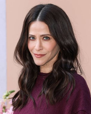 Amerikalı aktris, müzisyen ve yazar Jackie Tohn Netflix FYSEE: The Fall Edit - 'Nobody Want This' Sezon 2 FYC (For Your Consideration) etkinliği 7 Kasım 2025 tarihinde Hollywood, Los Angeles 'ta Netflix Tudum Theater' da gerçekleştirildi.     