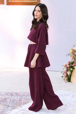 Amerikalı aktris, müzisyen ve yazar Jackie Tohn Netflix FYSEE: The Fall Edit - 'Nobody Want This' Sezon 2 FYC (For Your Consideration) etkinliği 7 Kasım 2025 tarihinde Hollywood, Los Angeles 'ta Netflix Tudum Theater' da gerçekleştirildi.     