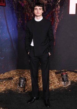 Kanadalı aktör, müzisyen, yönetmen ve kayıt sanatçısı Finn Wolfhard Netflix FYSEE: The Fall Edit - 'Yabancı Şeyler' Sezon 5 FYC (Düşünceleriniz İçin) 8 Kasım 2025 'te Netflix Tudum Tiyatrosu' nda düzenlenen etkinliğe katıldı. 