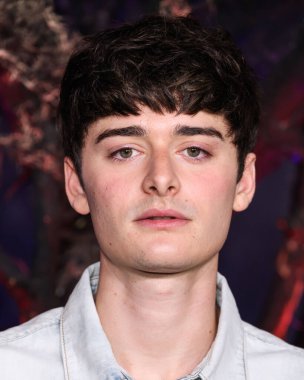 Kanadalı-Amerikalı aktör ve girişimci Noah Schnapp Netflix FYSEE: The Fall Edit - 'Yabancı Şeyler' Sezon 5 FYC (Düşünceleriniz İçin) 8 Kasım 2025 'de Hollywood, Los Angeles' ta Netflix Tudum Tiyatrosu 'nda düzenlenen etkinliğe katıldı.