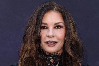 Galli aktris Catherine Zeta-Jones Netflix FYSEE: The Fall Edit - 'Çarşamba' Sezon 2 FYC (Düşünceleriniz İçin) Netflix Tudum Tiyatrosu 'nda 9 Kasım 2025' te Hollywood, Los Angeles, Kaliforniya, ABD 'de düzenlenen etkinliğe geldi.. 