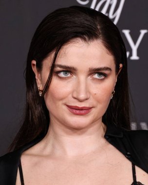 İrlandalı aktris Eve Hewson, Netflix 'in' Jay Kelly 'nin Los Angeles galasına 11 Kasım 2025' te Hollywood 'da Hollywood, Los Angeles, Kaliforniya' da düzenlenen.      