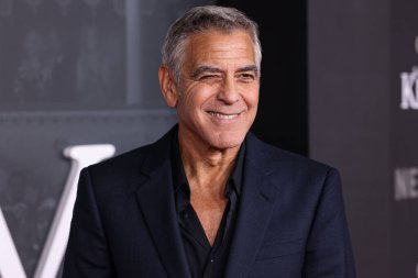 Amerikalı aktör, film yapımcısı, aktivist ve insancıl George Clooney, Netflix 'in 11 Kasım 2025' te Hollywood Mısırlı Tiyatrosu 'nda düzenlenen' Jay Kelly 'nin Los Angeles Premiere' ine geldi..  