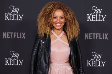 Fransız-Amerikan yönetmen, yazar, aktris ve yapımcı Iliona Blanc, 11 Kasım 2025 'te Hollywood' da Hollywood, Los Angeles, Kaliforniya, ABD 'de düzenlenen Netflix' in 'Jay Kelly' adlı filminin Los Angeles galasına geldi.. 