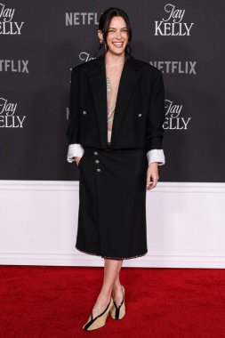 Chanel Spring 2026 giyen Amerikalı aktris Riley Keough, 11 Kasım 2025 'te Hollywood, Los Angeles, Kaliforniya' da düzenlenen Netflix 'in' Jay Kelly 'adlı filminin Los Angeles galasına geldi..    