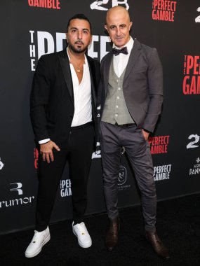 Danny A. Abeckaser ve Herzl Tobey, 12 Kasım 2025 'te Harmony Gold Theater' da düzenlenen 