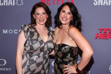 Amerikalı aktris, komedyen, şarkıcı, yazar ve yapımcı Rachel Bloom ve Ashley Falls, 13 Kasım 2025 'te Hollywood, Los Angeles, Kaliforniya, ABD' de düzenlenen 2025 Clio Entertainment Awards 'a geldiler..