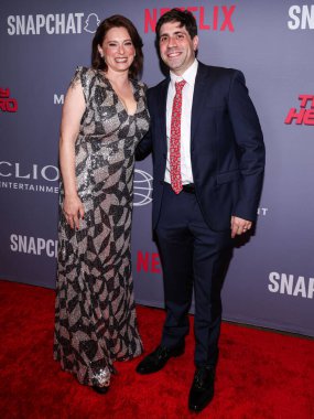 Amerikalı aktris, komedyen, şarkıcı, yazar ve yapımcı Rachel Bloom (L), 13 Kasım 2025 tarihinde Hollywood, Los Angeles, Kaliforniya, ABD 'de düzenlenen 2025 Clio Entertainment Awards' a geldi.. 
