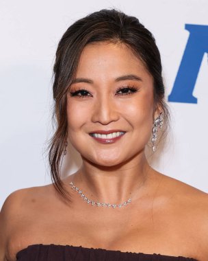 Koreli-Amerikalı aktris, şarkıcı ve dansçı Ashley Park, 13 Kasım 2025 'te Beverly Wilshire, A Four Seasons Hotel' de düzenlenen 2025 Uluslararası Tıp Ödülleri törenine katıldı..