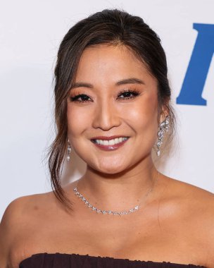 Koreli-Amerikalı aktris, şarkıcı ve dansçı Ashley Park, 13 Kasım 2025 'te Beverly Wilshire, A Four Seasons Hotel' de düzenlenen 2025 Uluslararası Tıp Ödülleri törenine katıldı..