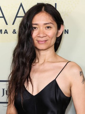Chloe Zhao (Chlo Zhao), The Critics Choice Association 'ın 14 Kasım 2025' te Beverly Hills, Los Angeles, Kaliforniya, ABD 'de bulunan Four Seasons Hotel Los Angeles' ta düzenlenen 4.