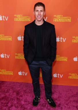 Dan Miller, Hilarity for Charity 's Friendsgive 2025' e 15 Kasım 2025 'te Rolling Greenens DTLA' da gerçekleşti..