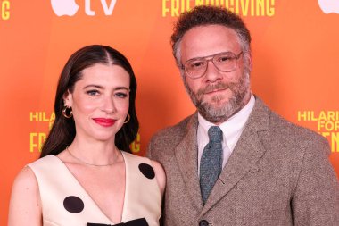 Amerikalı aktris, komedyen, senarist ve yönetmen Lauren Miller Rogen ve eşi Kanadalı aktör, komedyen, film yapımcısı ve esrar girişimcisi Seth Rogen, Rolling Greenens DTLA 2025 'te düzenlenen Yardım Derneği 2025 için Hilarity' ye geldiler.