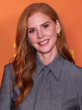 Amerikalı aktris Sarah Rafferty, 15 Kasım 2025 'te ABD' nin Kaliforniya eyaletinin Los Angeles şehrinde Rolling Green DTLA 'de düzenlenen 