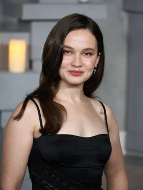 Amerikalı aktris ve şarkıcı Cailee Spaeny, Netflix 'in 