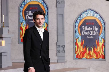 İngiliz aktör Josh O 'Connor, Netflix' in 