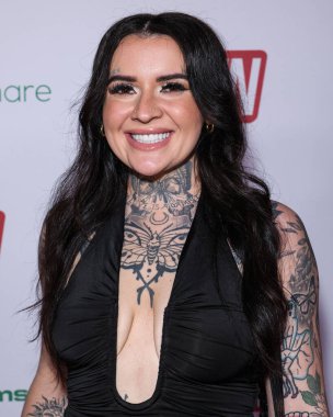 Scarlett Shadows, 20 Kasım 2025 tarihinde AVALON Hollywood ve Bardot 'ta düzenlenen 2026 AVN Ödülleri Adaylıkları Partisi' ne katılır..