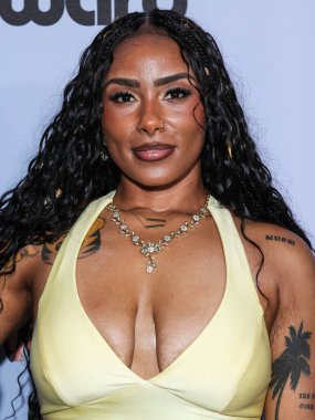 Jalysa Scales, 21 Kasım 2025 'te Beverly Hilton Oteli' nde düzenlenen 4. Geleneksel Femme It Forward 'Give her FlowHERS' ödül galasına geliyor..