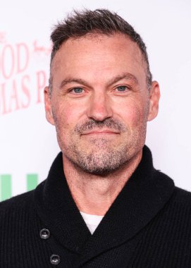 Amerikalı aktör, prodüktör ve eski rapçi Brian Austin Green, Hollywood Bulvarı 'nda 30 Kasım 2025' te Hollywood Bulvarı 'nda düzenlenen Büyük Mareşal Luke Wilson' ın Donanma Oyuncaklarını Desteklemek için düzenlediği 93.