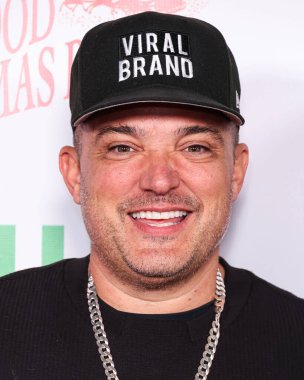 Rick Schirmer, Hollywood Bulvarı 'nda 30 Kasım 2025' te Hollywood, Los Angeles, Kaliforniya, ABD 'de düzenlenen Büyük Mareşal Luke Wilson' ın Oyuncak Oyuncak Destekleme Töreni 'ne geliyor.. 