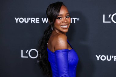 Amerikalı aktris Aja Naomi King, 20. Yıllık L 'Oreal Paris' in Değerli Kadınlar Kutlaması 2025 'e geldi. Akademi Sinema Müzesi 2 Aralık 2025' te Müze Sırası, Mucize Mile, Los Angeles, Kaliforniya, ABD 'de gerçekleşti..