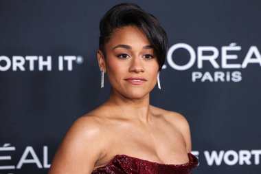 Amerikalı aktris ve şarkıcı Ariana DeBose, 20. Geleneksel L 'Oreal Paris' in Değerli Kadınları 2025 Akademi Sinema Müzesi 'ni 2 Aralık 2025' te Müze Sırası, Miracle Mile, Los Angeles, Kaliforniya, ABD 'de düzenledi..  