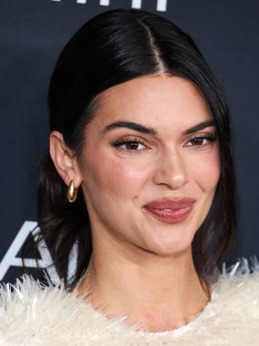 Amerikan model, sosyete ve medya kişiliği Kendall Jenner, 20. Geleneksel L 'Oreal Paris' in Değerli Kadınları 2025 Akademi Film Müzesi 'ne 2 Aralık 2025' te Los Angeles 'taki Mow, Miracle Mile Müzesi' nde geldi.     
