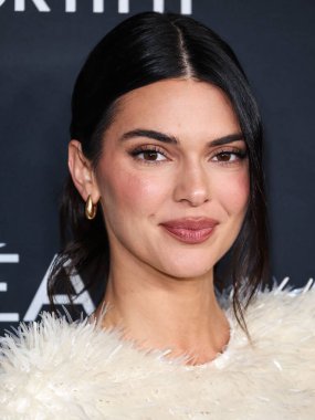 Amerikan model, sosyete ve medya kişiliği Kendall Jenner, 20. Geleneksel L 'Oreal Paris' in Değerli Kadınları 2025 Akademi Film Müzesi 'ne 2 Aralık 2025' te Los Angeles 'taki Mow, Miracle Mile Müzesi' nde geldi.     