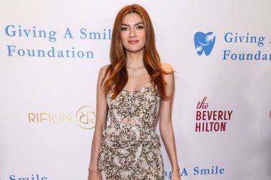 Amerikalı-Meksikalı aktris, yazar ve moda belirleyicisi Blanca Blanco, 11 Aralık 2025 'te Beverly Hilton Hotel' de düzenlenen Giving A Smile Foundation İlk Gala 2025 'e geldi..