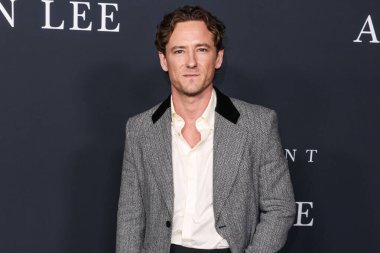 Amerikalı aktör Lewis Pullman, Los Angeles Searchlight Pictures 'ın 14 Aralık 2025' te Hollywood, Los Angeles 'taki Sinema Sanatları ve Bilimleri Akademisi' nde düzenlenen The Testament of Ann Lee 'nin galasına geldi.   