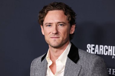 Amerikalı aktör Lewis Pullman, Los Angeles Searchlight Pictures 'ın 14 Aralık 2025' te Hollywood, Los Angeles 'taki Sinema Sanatları ve Bilimleri Akademisi' nde düzenlenen The Testament of Ann Lee 'nin galasına geldi.   