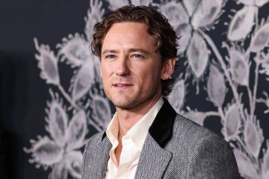 Amerikalı aktör Lewis Pullman, Los Angeles Searchlight Pictures 'ın 14 Aralık 2025' te Hollywood, Los Angeles 'taki Sinema Sanatları ve Bilimleri Akademisi' nde düzenlenen The Testament of Ann Lee 'nin galasına geldi.   