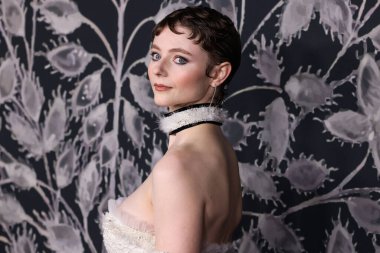 Yeni Zelandalı aktris Thomasin McKenzie 14 Aralık 2025 'te Hollywood, Los Angeles' ta bulunan Linwood Dunn Tiyatrosu 'nda düzenlenen 