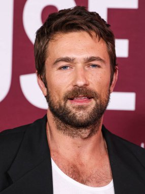 Amerikalı aktör Brandon Sklenar, 15 Aralık 2025 'te Hollywood, Los Angeles, Kaliforniya, ABD' deki TCL Çin Tiyatrosu IMAX 'te düzenlenen Lionsgate' in 'The Housemaid' adlı filminin Los Angeles galasına geldi..