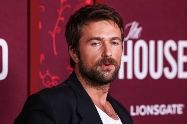 Amerikalı aktör Brandon Sklenar, 15 Aralık 2025 'te Hollywood, Los Angeles, Kaliforniya, ABD' deki TCL Çin Tiyatrosu IMAX 'te düzenlenen Lionsgate' in 'The Housemaid' adlı filminin Los Angeles galasına geldi..