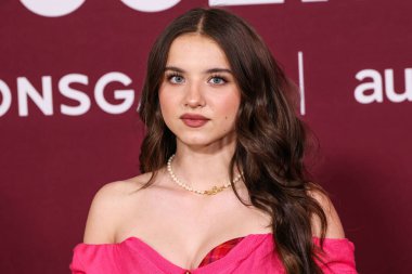 Amerikalı aktris Madeleine McGraw, 15 Aralık 2025 'te Hollywood, Los Angeles, Kaliforniya, ABD' de bulunan TCL Çin Tiyatrosu IMAX 'te düzenlenen Lionsgate' in 'The Housemaid' adlı filminin Los Angeles Premiere 'ine geldi..