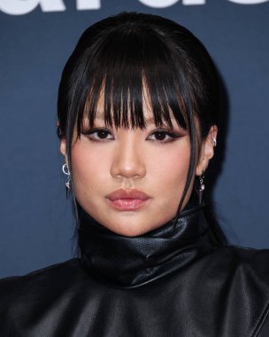 Amerikalı şarkıcı ve rapçi Rei Ami (Sarah Yeeun Lee) 18 Aralık 2025 tarihinde Hollywood, Los Angeles, Kaliforniya, ABD 'de düzenlenen TikTok Ödülleri' ne geldi..