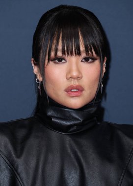 Amerikalı şarkıcı ve rapçi Rei Ami (Sarah Yeeun Lee) 18 Aralık 2025 tarihinde Hollywood, Los Angeles, Kaliforniya, ABD 'de düzenlenen TikTok Ödülleri' ne geldi..