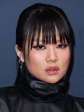 Amerikalı şarkıcı ve rapçi Rei Ami (Sarah Yeeun Lee) 18 Aralık 2025 tarihinde Hollywood, Los Angeles, Kaliforniya, ABD 'de düzenlenen TikTok Ödülleri' ne geldi..