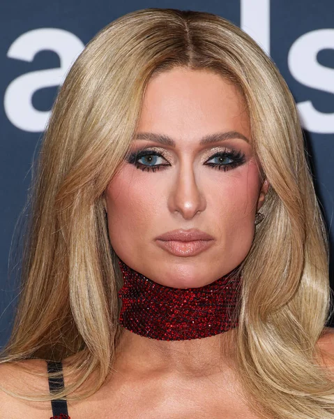 Amerikan medya kişiliği, modeli, aktris, şarkıcı, DJ ve girişimci Paris Hilton, 18 Aralık 2025 'te Hollywood Palladium' da düzenlenen TikTok Ödülleri 'ne ulaştı..