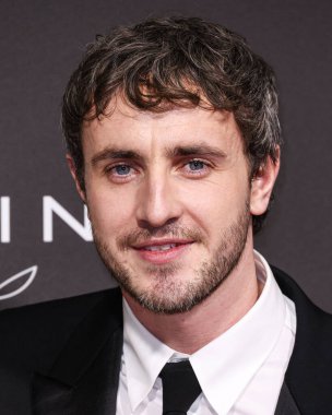 Gucci giyen Paul Mescal, 3 Ocak 2026 'da Palm Springs, Riverside County, Kaliforniya, ABD' deki Palm Springs Kongre Merkezi 'nde düzenlenen 37..