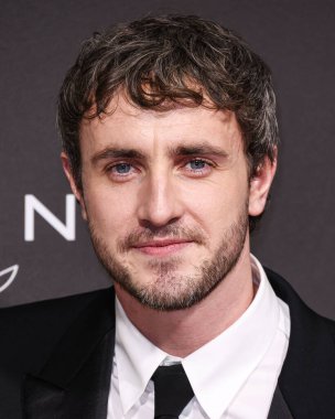 Gucci giyen Paul Mescal, 3 Ocak 2026 'da Palm Springs, Riverside County, Kaliforniya, ABD' deki Palm Springs Kongre Merkezi 'nde düzenlenen 37..