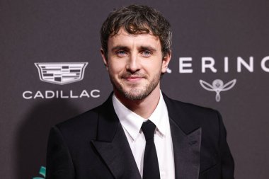 Gucci giyen Paul Mescal, 3 Ocak 2026 'da Palm Springs, Riverside County, Kaliforniya, ABD' deki Palm Springs Kongre Merkezi 'nde düzenlenen 37..