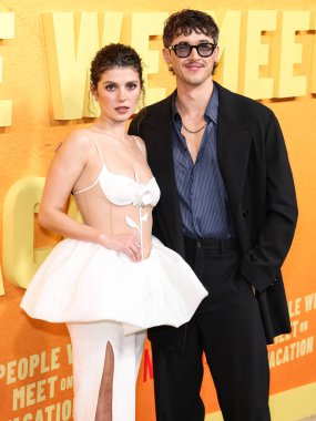 Amerikalı aktris Emily Bader ve İngiliz aktör Tom Blyth, Netflix 'in 6 Ocak 2026' da Hollywood 'daki Mısırlı Tiyatrosu' nda düzenlenen 